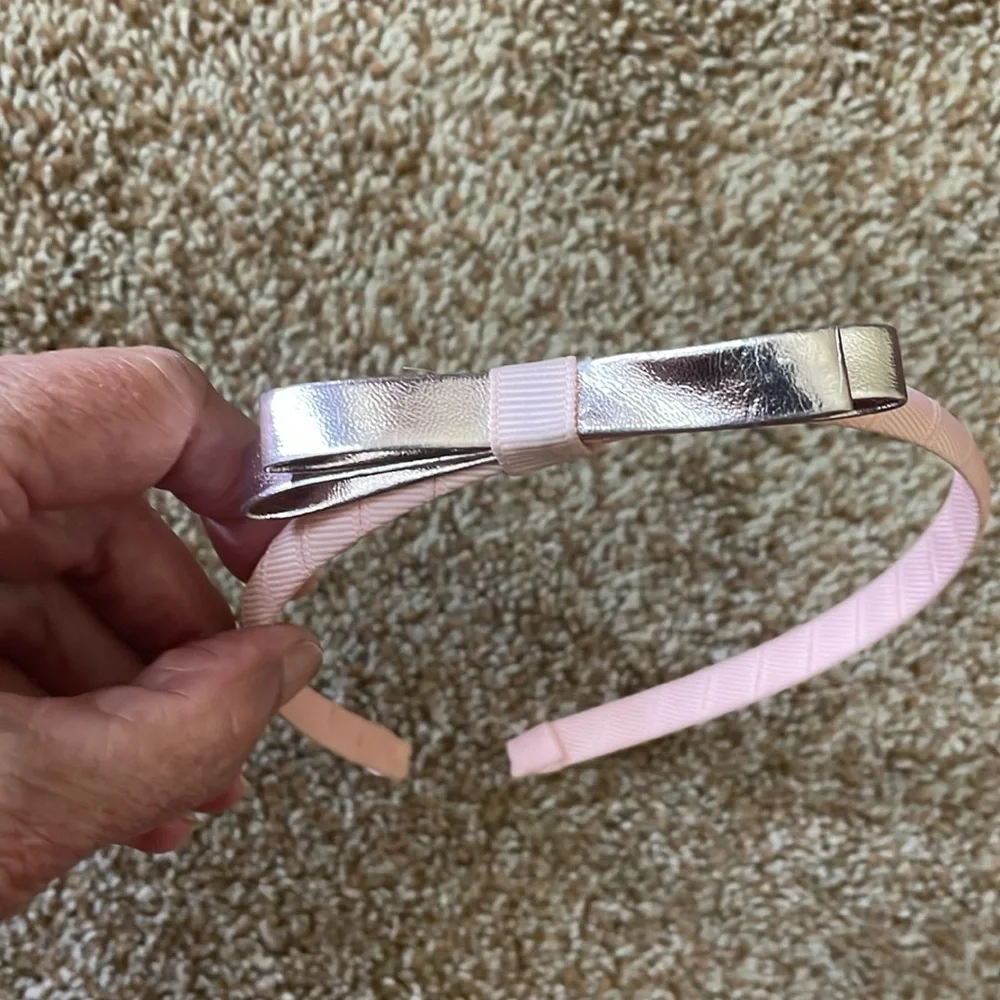 3 Headbands and 2 bows
